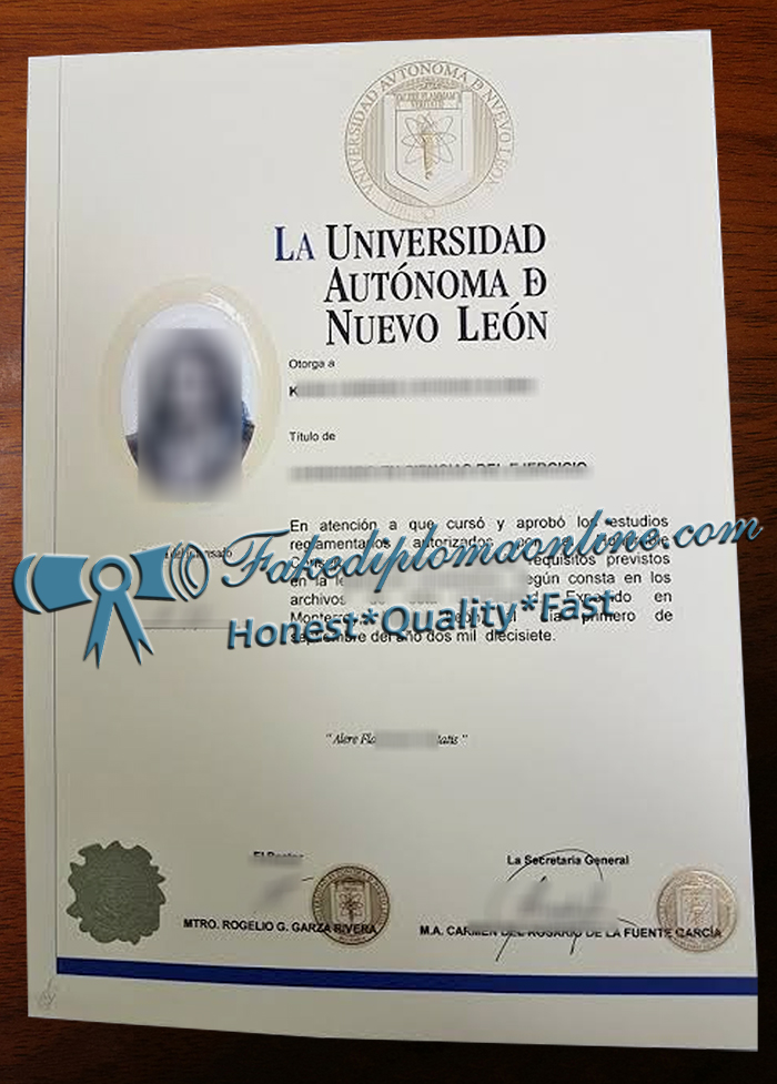 Universidad Autónoma de Nuevo León diploma